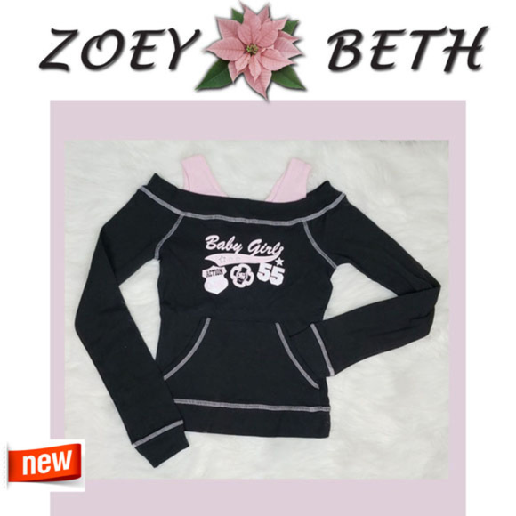 Zoey Beth Other - Zoey Beth Cold Shoulder Sweatshirt NWOT Size M